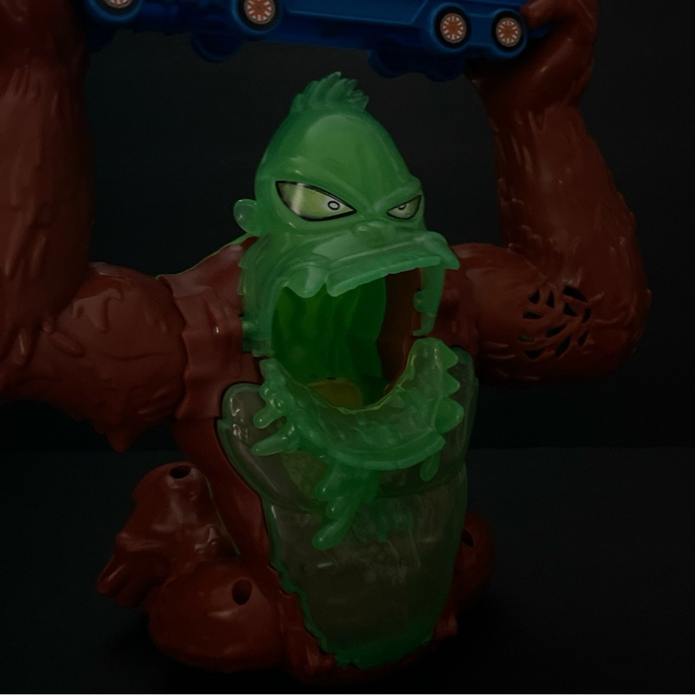 Hot Wheels Toxic Gorilla Bus Slam Action Figure Lights Sounds Gorilla WORKS - Picture 14 of 14